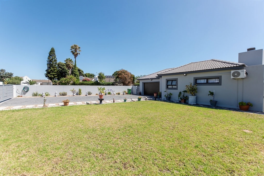 3 Bedroom Property for Sale in Country Club Western Cape
